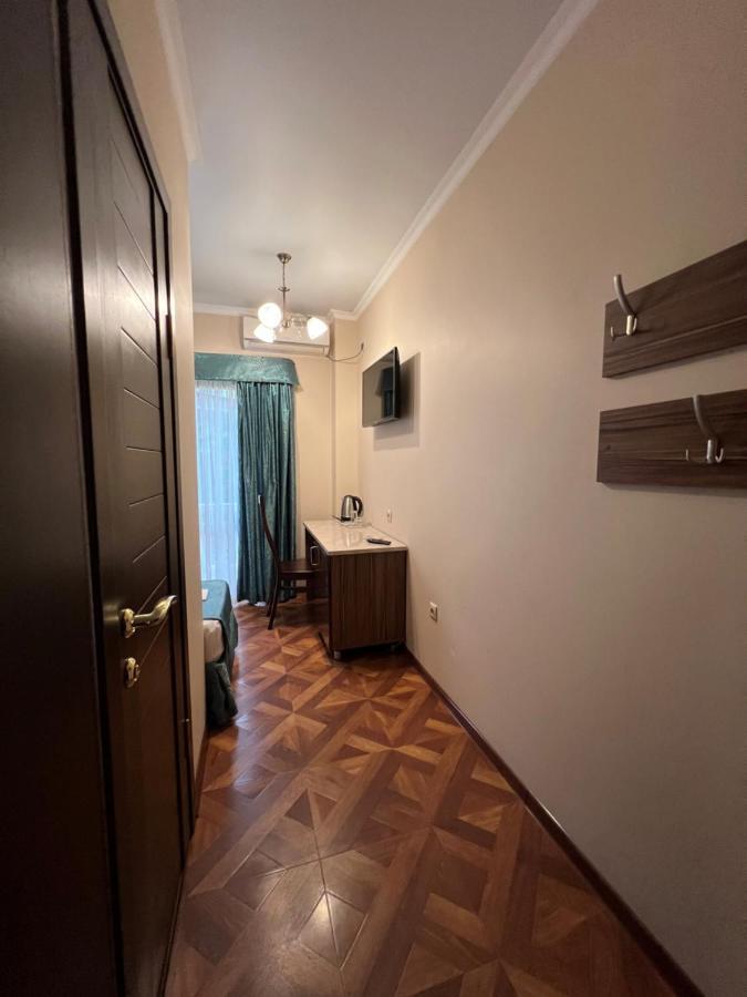 Guest House Ritsa 가그라 외부 사진