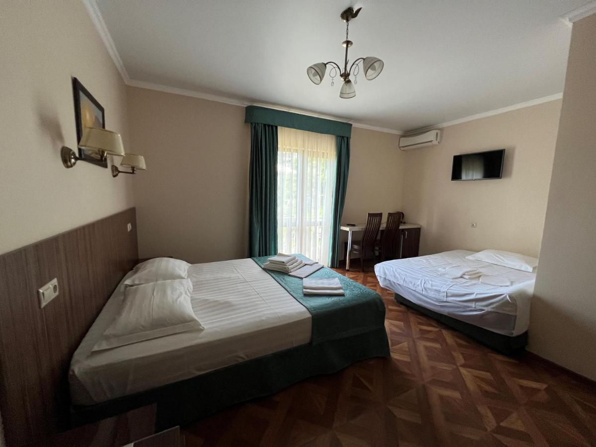 Guest House Ritsa 가그라 외부 사진