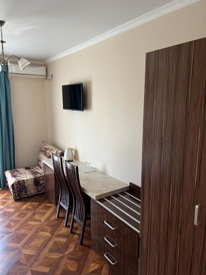 Guest House Ritsa 가그라 외부 사진